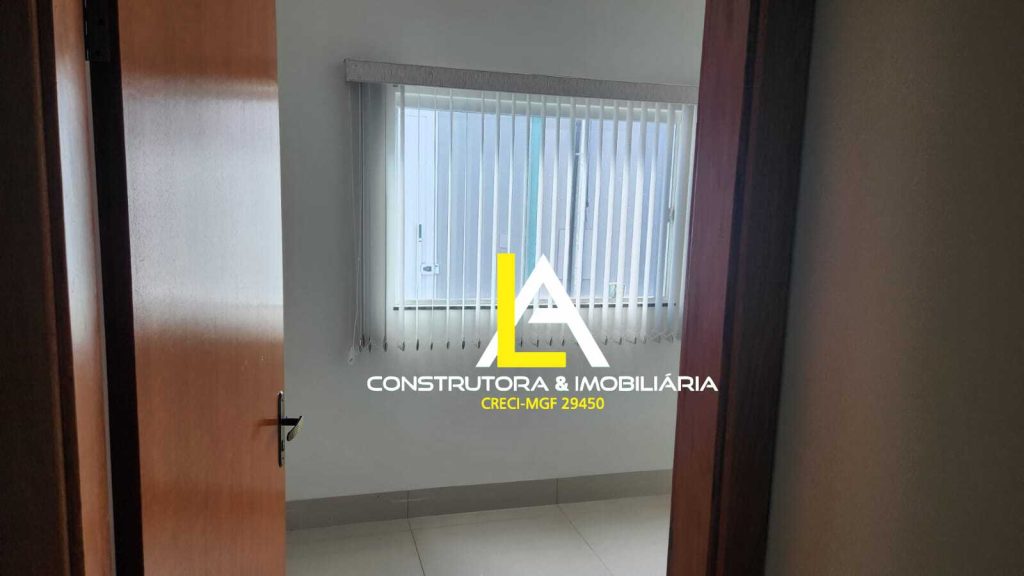 Casa à Venda com Excelente localização Casa à Venda com Excelente localização