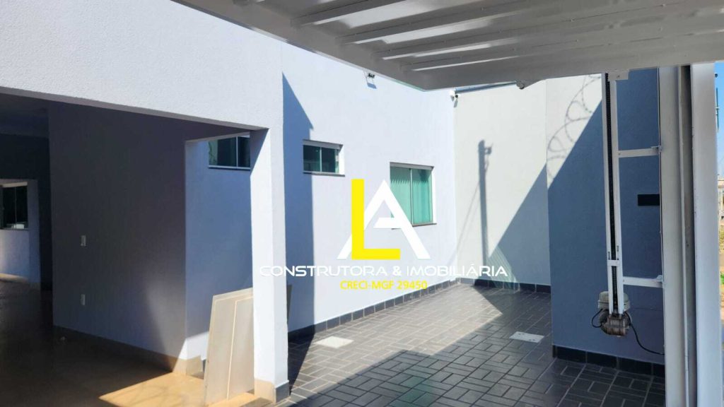 Casa à Venda com Excelente localização Casa à Venda com Excelente localização
