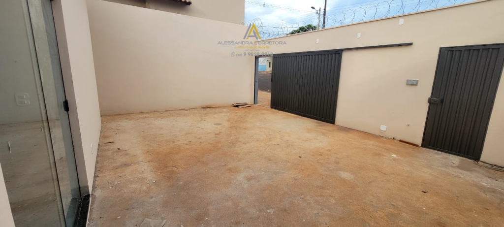 Casa à venda no Bairro Platina