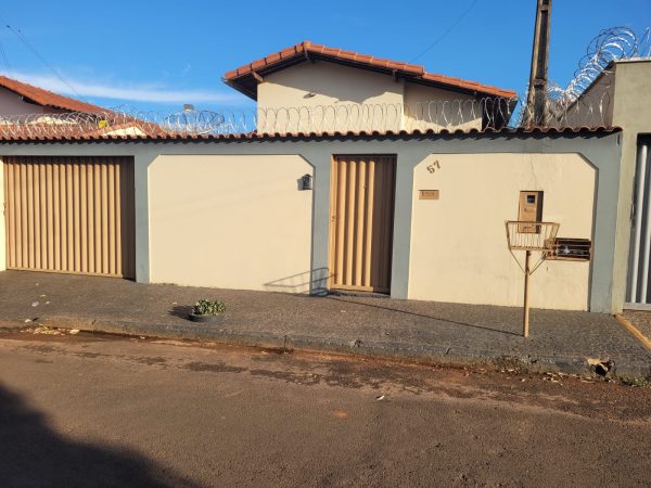 Casa à venda Bairro Maria Vilela