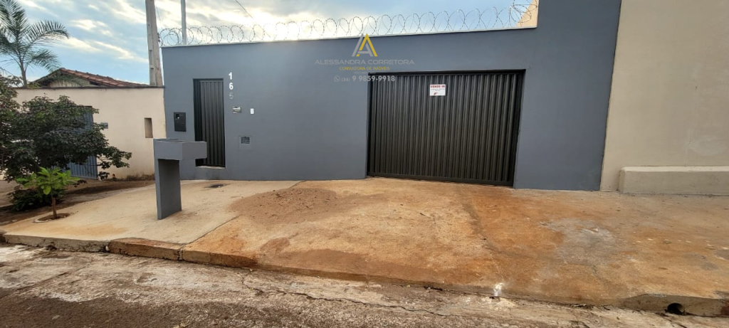 Casa à venda no Bairro Platina